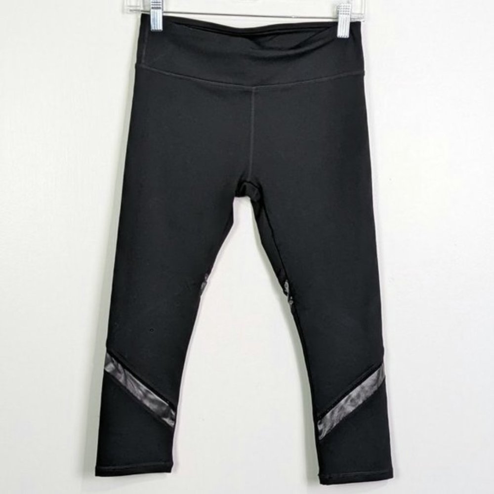 Fabletics Debbie Capri Leggings in Black Size XS NWT